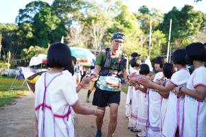 BIB: 3042
                            <button type="button" onclick="openModal(18991708)" class="btn btn-primary btn-sm float-right btn-popup" data-toggle="modal" data-target=".modal-high-quality">
                        <i class="fas fa-shopping-cart"></i> Add to Cart
                    </button>
                                            <button type="button" onclick="isThisMe(18991708, true)" class="btn btn-success btn-sm float-right btn-popup btn-isme hidden" data-toggle="tooltip" data-placement="bottom" title="นี่คือรูปของคุณใช่ไหม คลิกที่นี่เพื่อเอาเข้าอัลบั้ม">
                        <i class="fas fa-plus"></i> Add to album
                    </button>
                    <button type="button" onclick="isThisMe(18991708, false)" class="btn btn-warning btn-sm float-right btn-popup btn-isnotme hidden">
                        <i class="fas fa-ban"></i> Remove from album
                    </button>